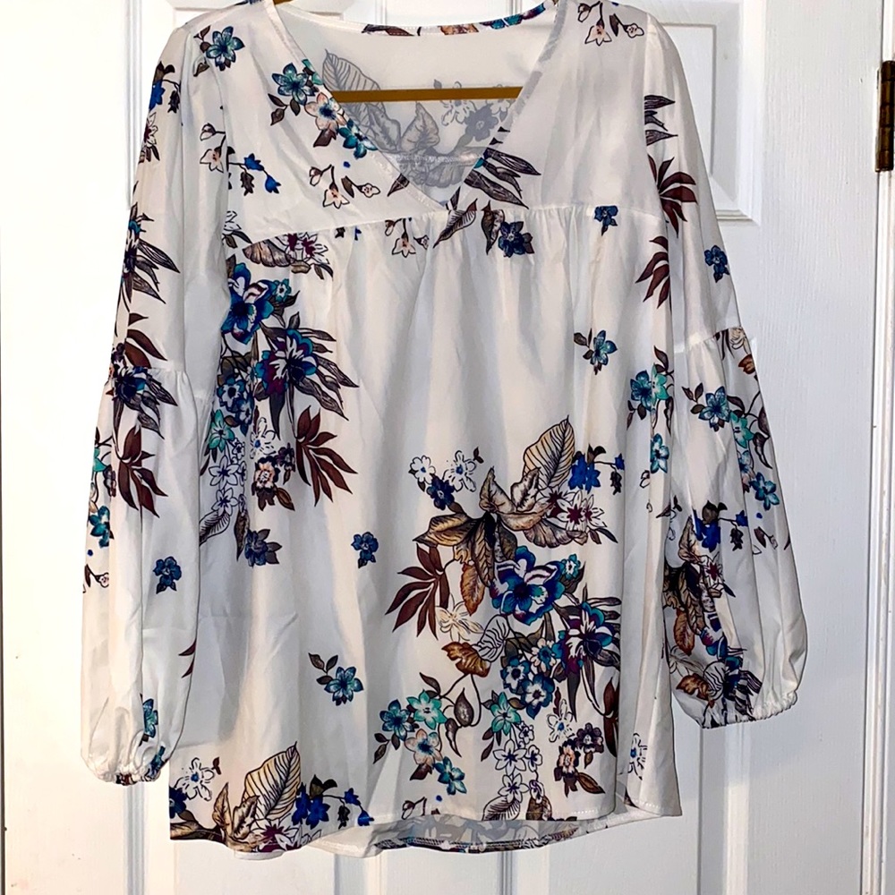 Lovely Floral Blouse by Shein Size Small